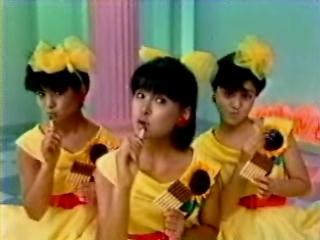 80년대 일본 아이돌 스타의 최고봉이었던 여성 3인조 그룹 소녀대