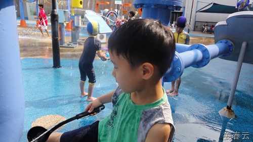 워터 웍스(Water Works) &ndash; 아이들이 제일 좋아했던 사이언스 센터 내 놀이터