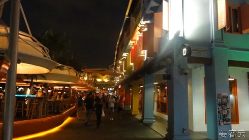 클락 키(Clarke Quay)의 밤은 이국적인 느낌이 물씬 풍겼던 싱가폴에서 꼭 가봐야 할 아름다운 곳