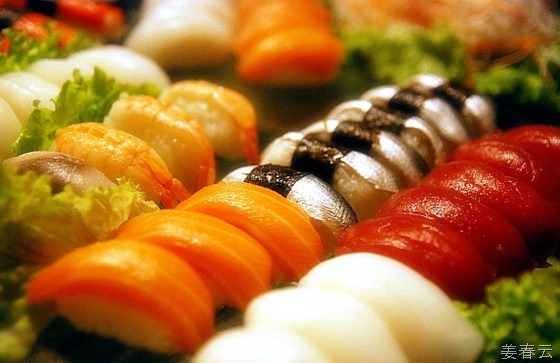 스시의 유래 - 한국말로 초밥이라 부르며, 유부초밥, 김초밥, 생선초밥 등이 있어