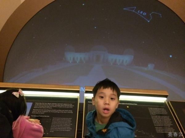그리피스 천문대(Griffith Observatory) 방문 - 천체망원경으로 별을 볼 수 있고, LA의 야경을 볼 수 있는 매력적인 곳