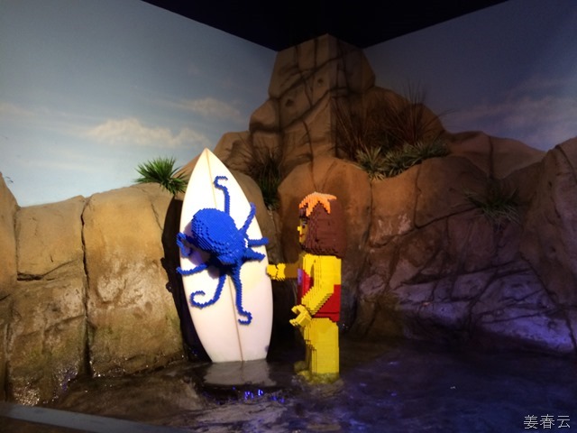 레고랜드(Legoland)에서 운영하는 씨라이프 아쿠아리움(Sea Life Aquarium) - 레고와 바다 생물들이 어울어진 수족관으로 아기자기한 볼거리 제공
