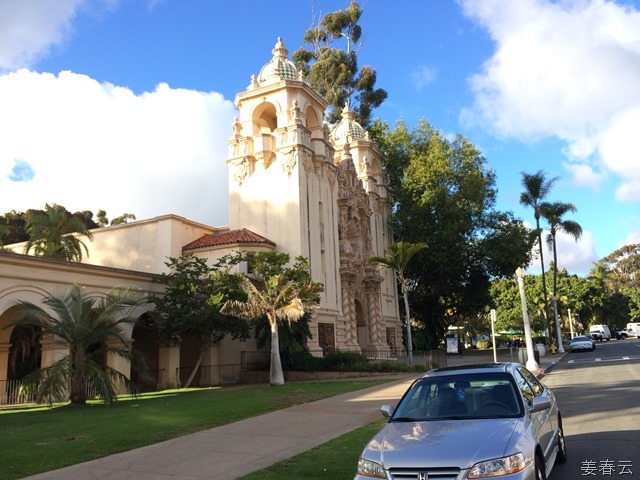 센디에이고 뮤지엄 오브 아트(San Diego Museum of Arts)에서의 색다른 문화 체험 - 멕시코풍 건축물과 예술작품이 있는 곳