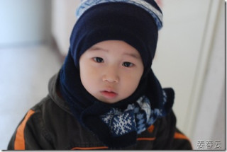 추울때 아이와 나들이 할 때는 모자와 목도리를 꼭~