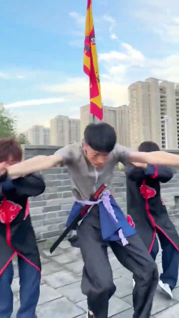 한때 소셜미디어를 흔들었던 나루토 댄스 챌린지
