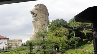 싱가폴의 상징은 머라이언(Merlion) = Mermaid + Lion