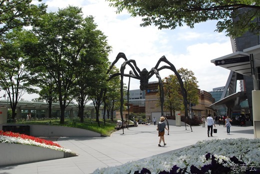 동경의 랜드마크 록본기 힐(롯본기 힐)&ndash;거미(Spider) 상, 모리 아트 뮤지엄(Mori Art Museum), 도쿄 시티뷰(Tokyo Cityview) 등 볼거리가 다양한 꼭 가봐야 할 명소