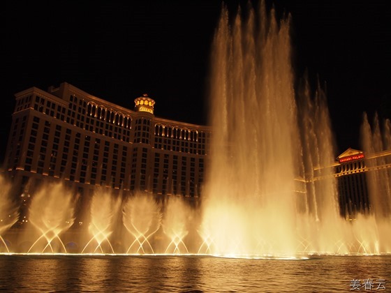 별빛보다 아름다운 벨라지오 호텔의 분수쇼(Bellagio Hotel’s Fountain Show) 라스베가스에 가면 꼭 봐야