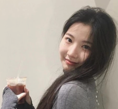 FC불나방에서 이름을 알린 박시우 - 대한민국의 마이클잭슨 박남정의 딸
