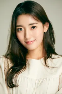 3살때 베스킨라빈스 31 CF로 데뷔하여 글리치에서 파격 연기 변신으로 존재감 보여줬던 정다빈